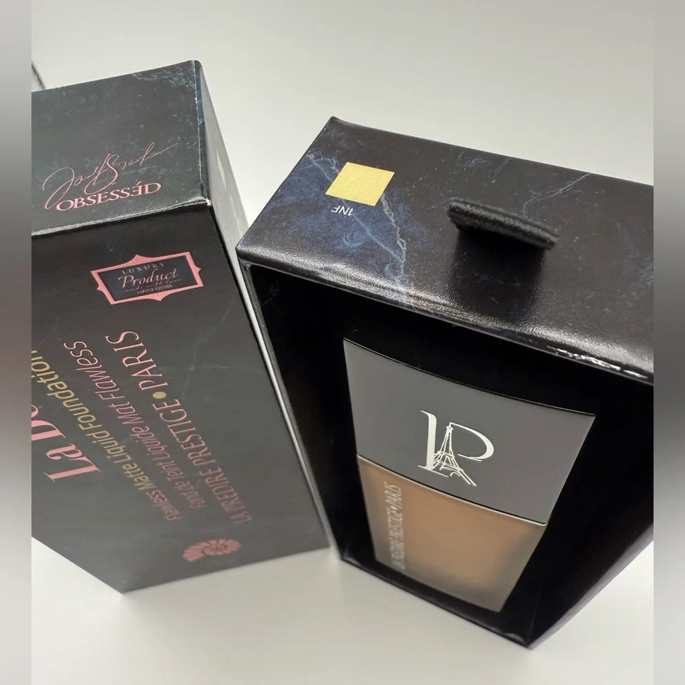 La Belle Flawless Matte Liquid Foundation by La Prédire Prestige Paris in 1NF